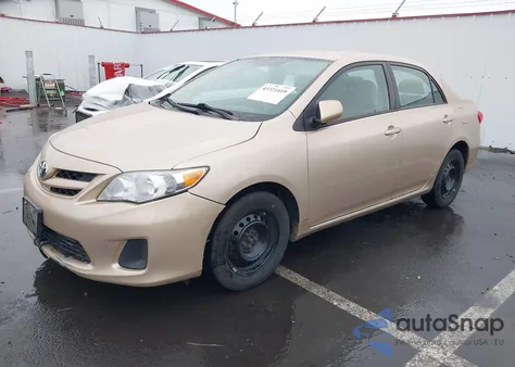 2011 Toyota Corolla Le z USA, uszkodzony, nr VIN 2T1BU4EE4BC566860